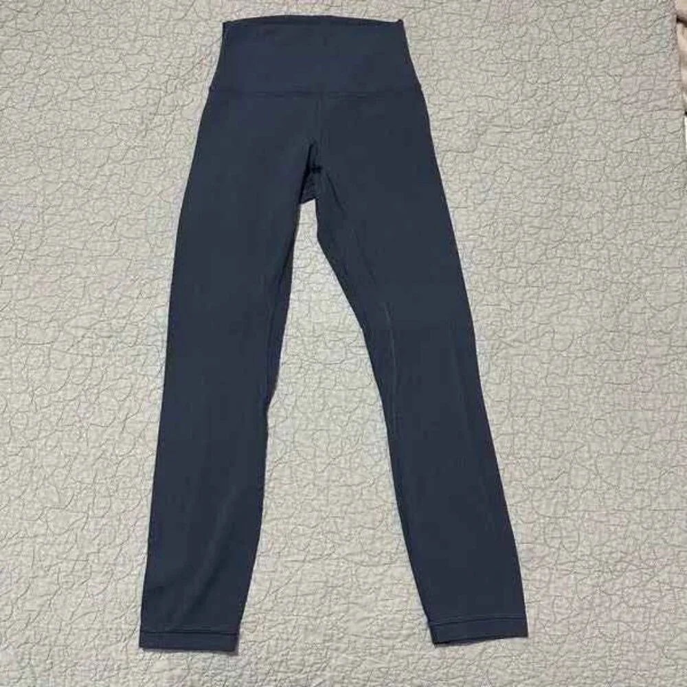lululemon athletica euc no
